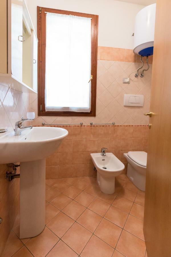 Le Terrazze Apartments ลิโดดิสปีนา ภายนอก รูปภาพ