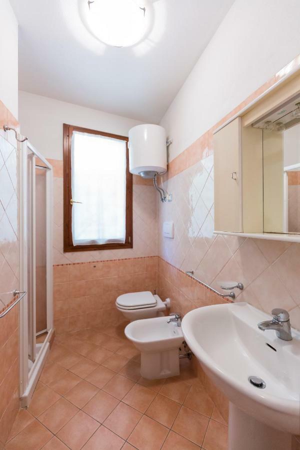 Le Terrazze Apartments ลิโดดิสปีนา ภายนอก รูปภาพ